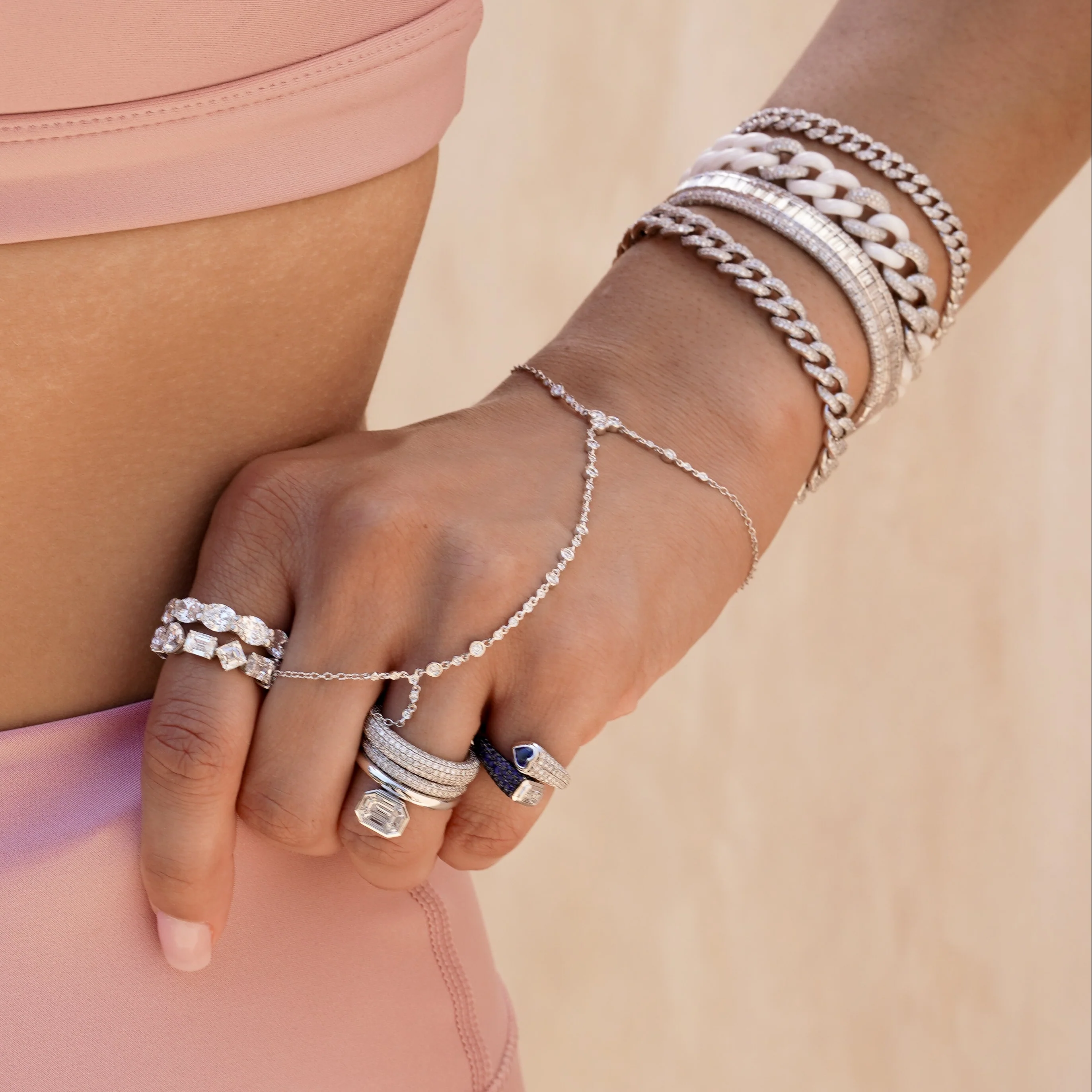 DIAMOND INFINITY HAND CHAIN - Image 6