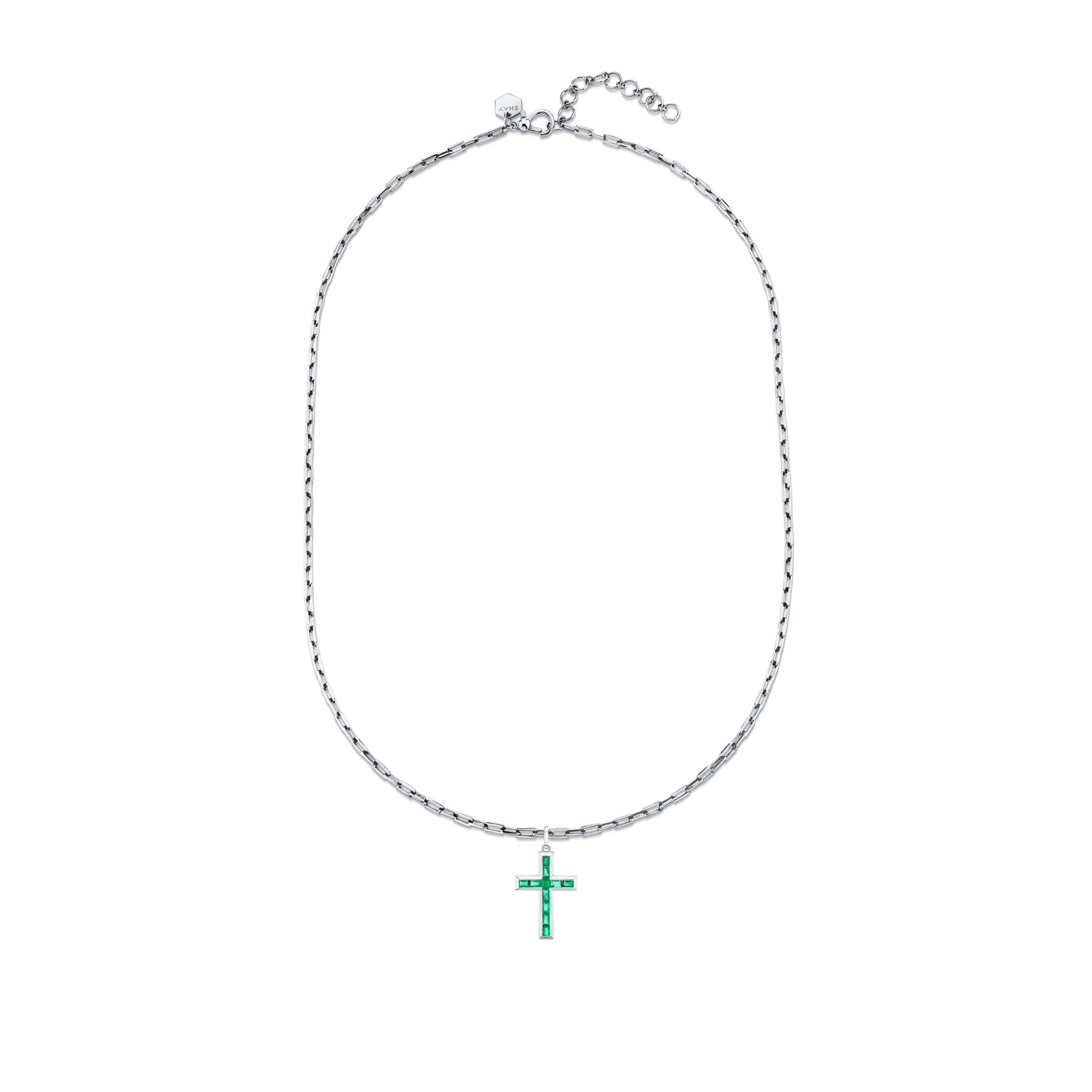 EMERALD BAGUETTE CROSS NECKLACE - Image 4