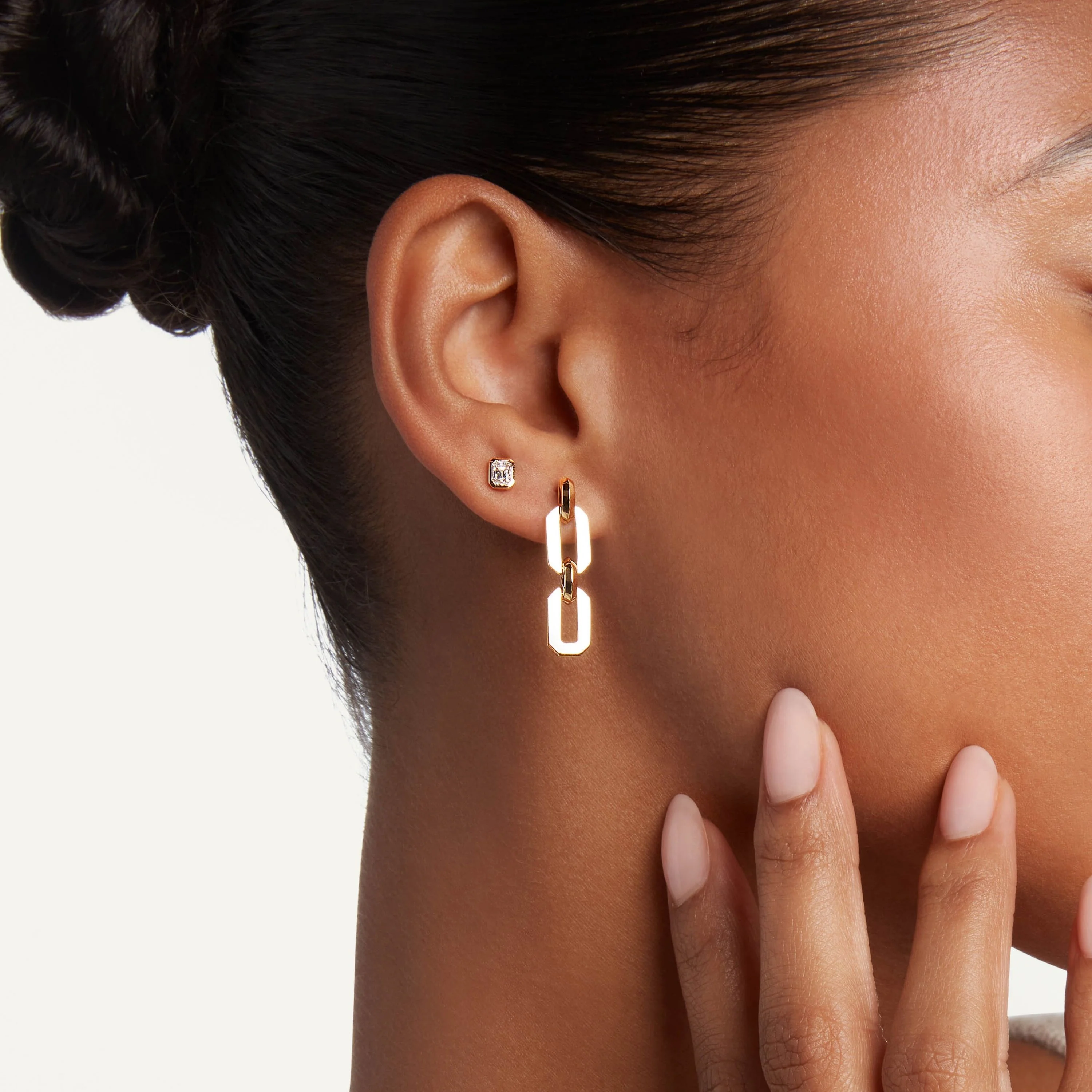 SOLID GOLD FLAT GEO LINK EARRINGS - Image 6