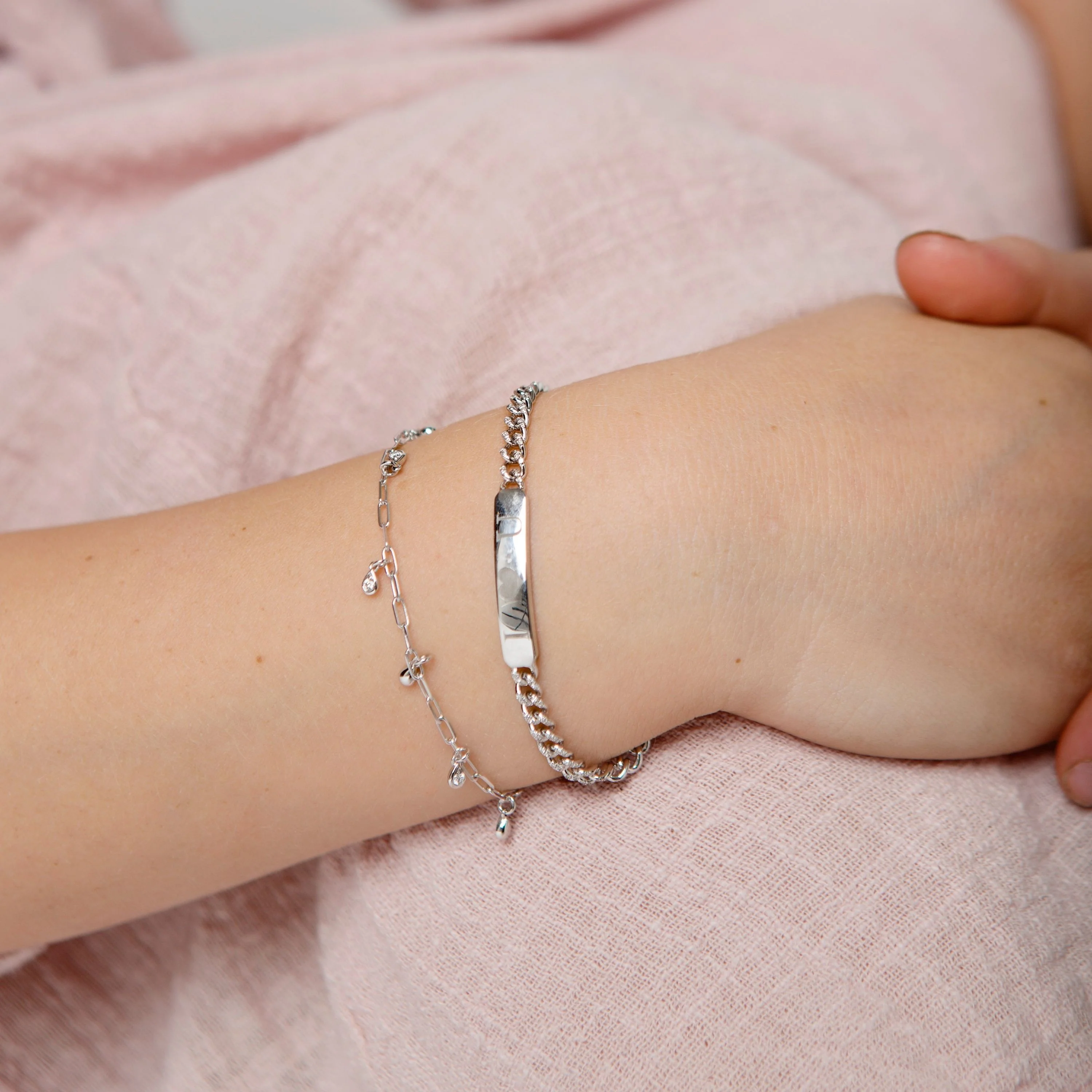 MINI ME DIAMOND CUSTOM ID BAR LINK BRACELET - Image 2