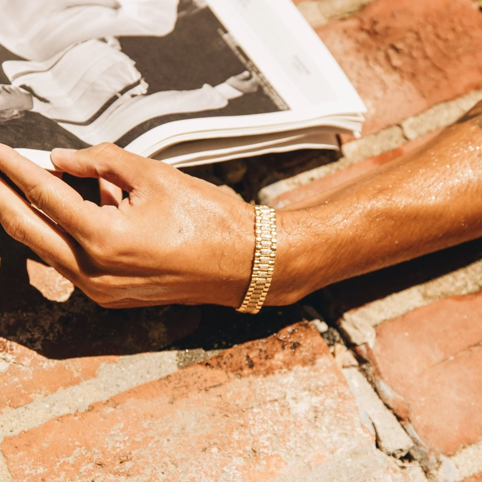 READY TO SHIP MEN'S DIAMOND PARTIAL PAVE JOURNEY BRACELET - Image 2